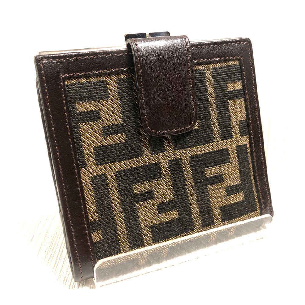 FENDI フェンディ ズッカ柄 コンパクト財布 2つ折り がま口
