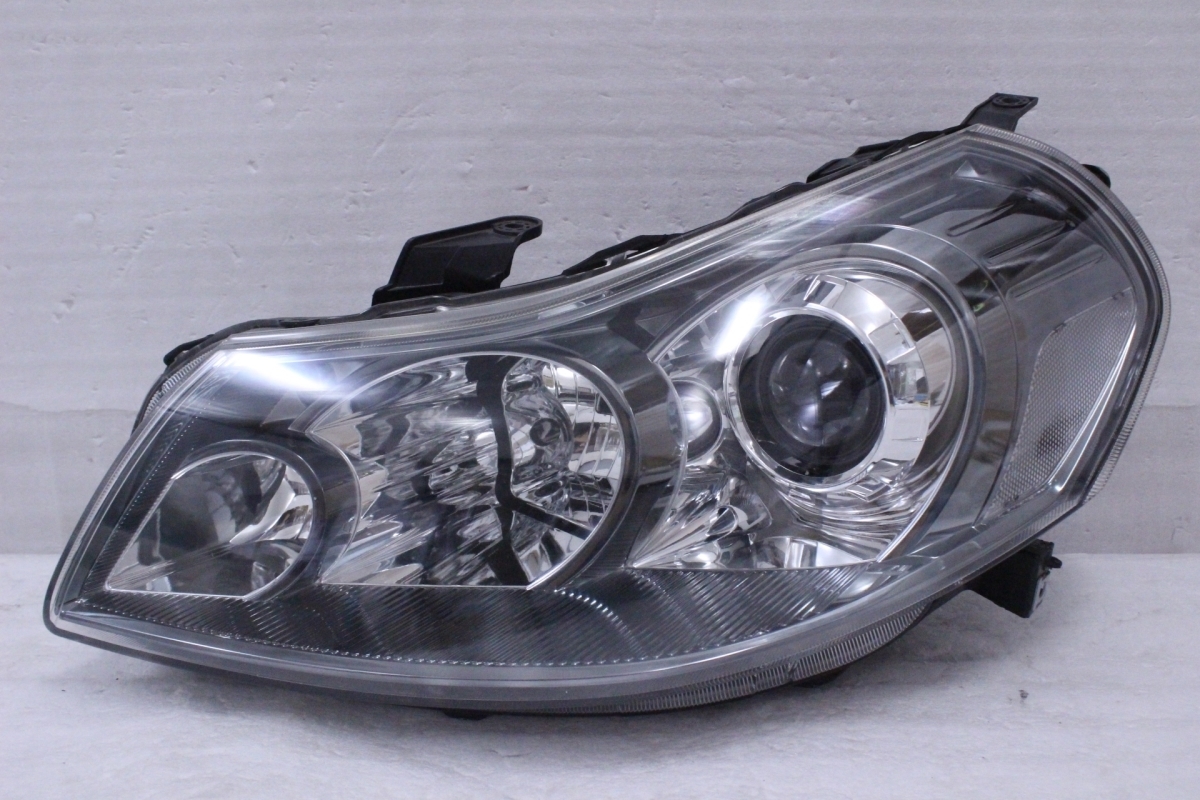 88-1093-A★前期 HID YA11S/YB11S SX4★左ヘッドライト KOITO 100-59104★純正 スズキ ユニット クローム_画像1