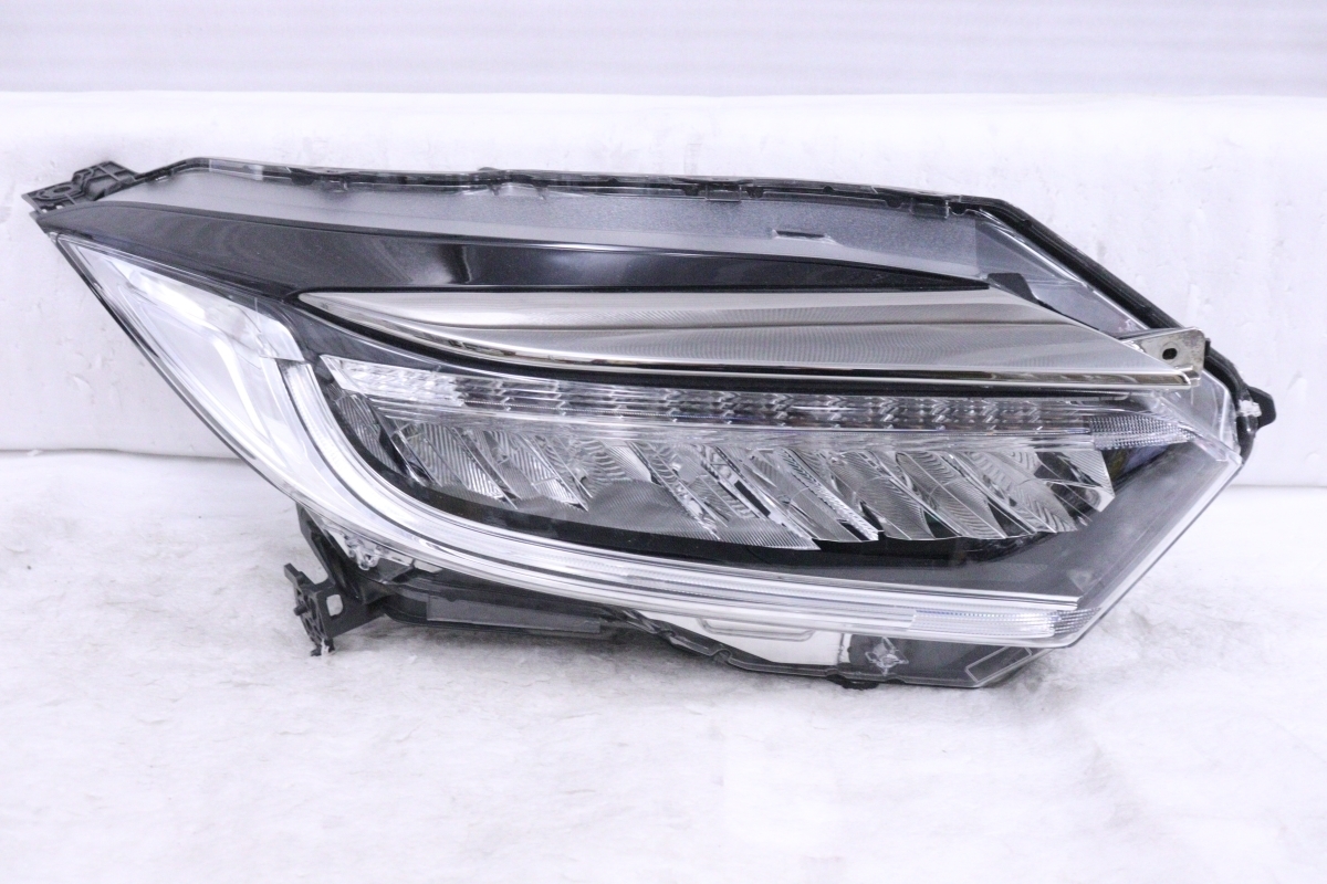 純正品】Honda ヴェゼル ヘッドライト(右) www.poltekkes-bsi.ac.id