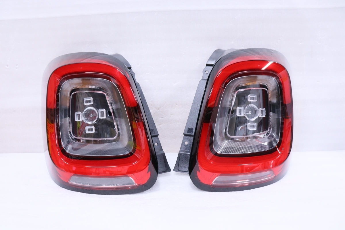 205-158-h★未使用品★後期 LED★334型フィアット500X 左右テールライト 52092844/520692113 FIAT 500X CROSS(RO)_画像1