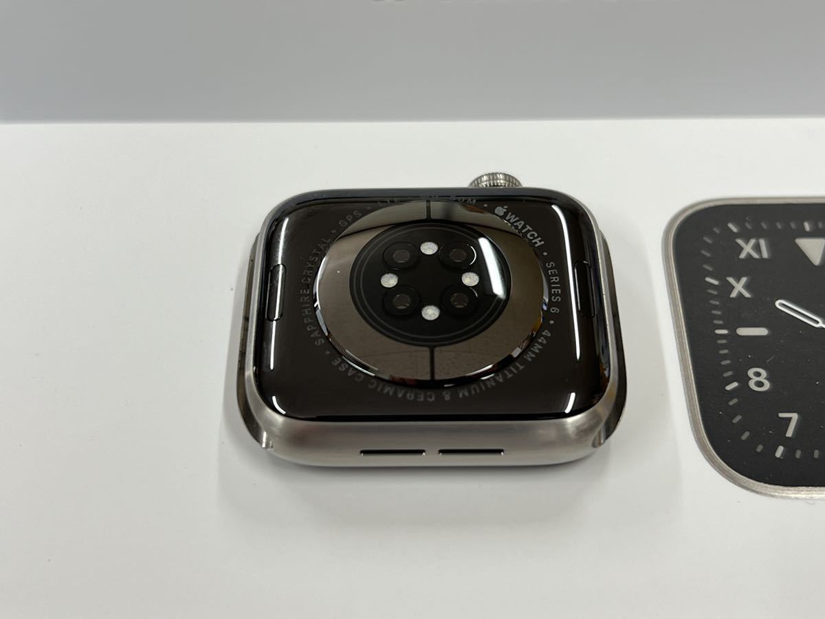 即決 美品 Apple Watch series6 Edition シルバー チタニウム 即決 美品 Apple Watch series6 Edition シルバー チタニウム