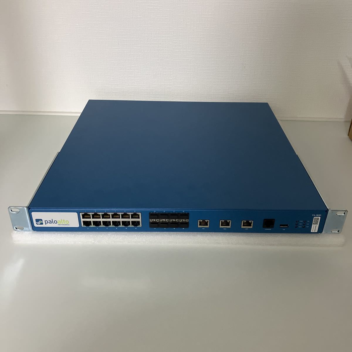 Palo Alto Networks PA-3020 ファイアウォール /動作確認・初期化済み②_画像1