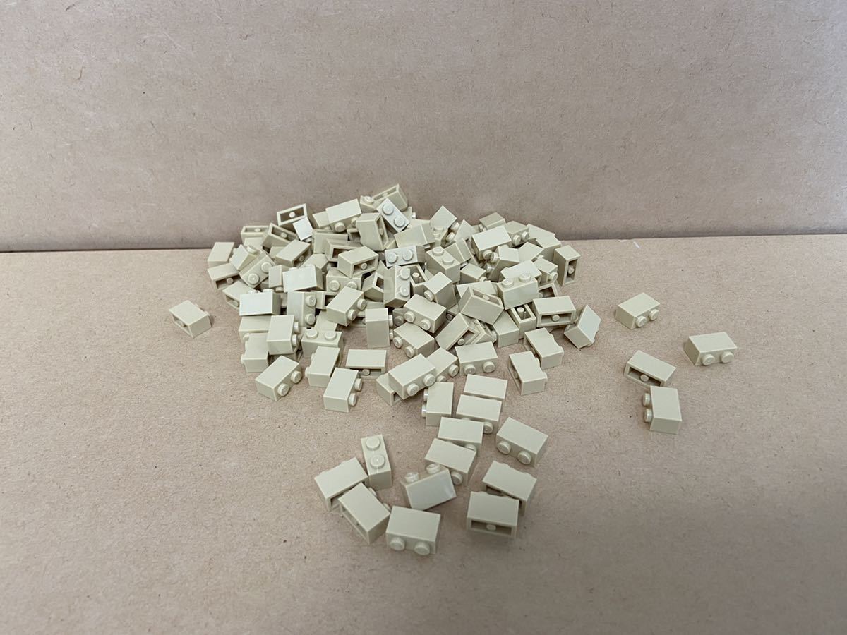 LEGO レゴ　ブロックパーツ　1×2 150個　タン_画像1