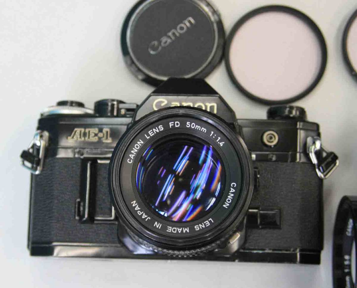 カメラ フィルムカメラ ☆ Canon AE-1 Black FD 50㎜ f1.4☆100-200f5,6☆テレコン２×☆記念 