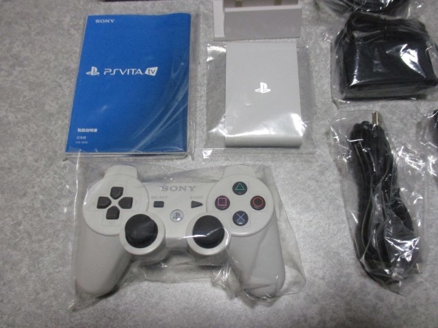 PlayStation Vita TV Value Pack (SONY)」と「縦置きスタンド (HORI
