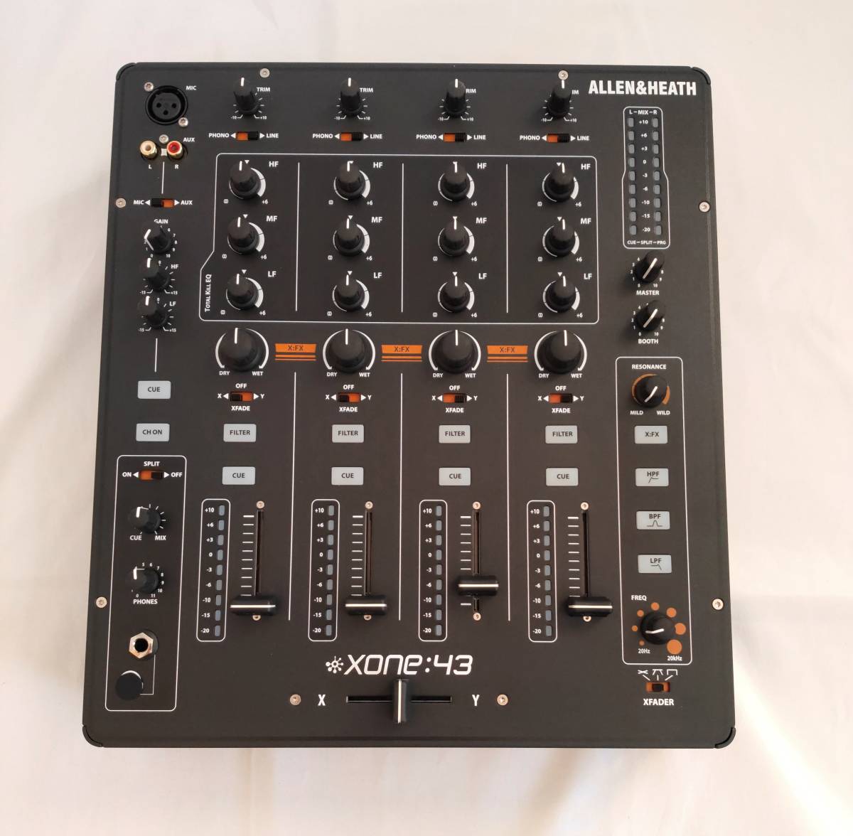 ALLEN&HEATH Xone:43 www.esole.eu