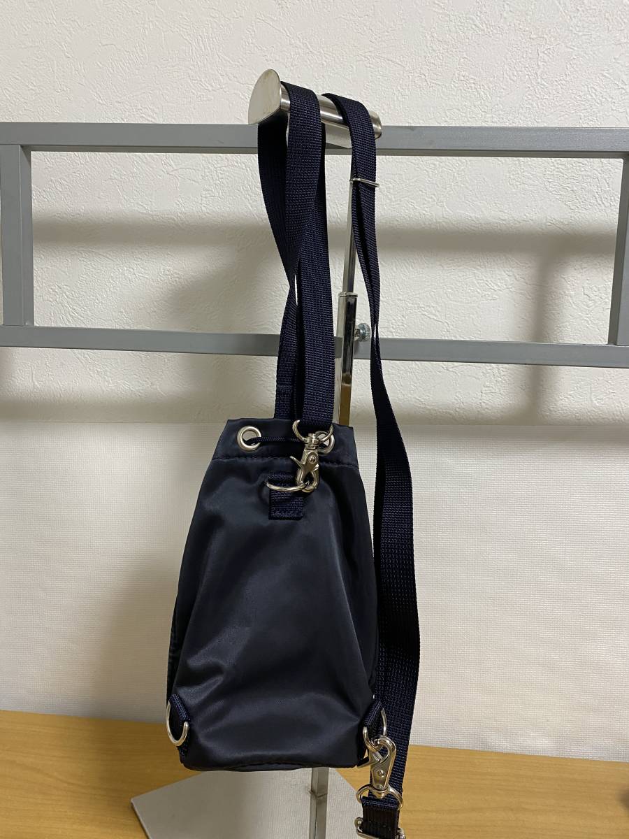 定価18150円 新品 ポーター PORTER 吉田カバン PORTER / HOWL 定価18150円 新品 ポーター PORTER 吉田カバン PORTER / HOWL