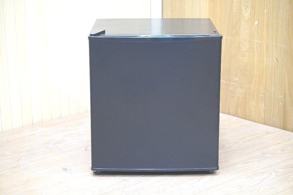 g149-4 ジーマックス　1ドア電気冷蔵庫　ZR-48BLL　46L　個室　寝室冷蔵庫　　2020年製　4_画像1