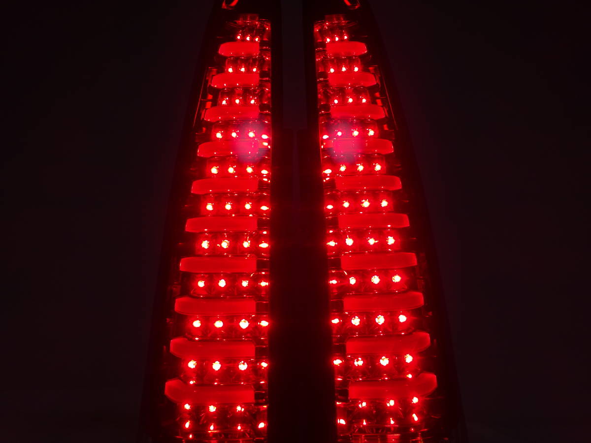 希少 美品 点灯確認済 セレナ C26 Valenti ヴァレンティ レッドクリア