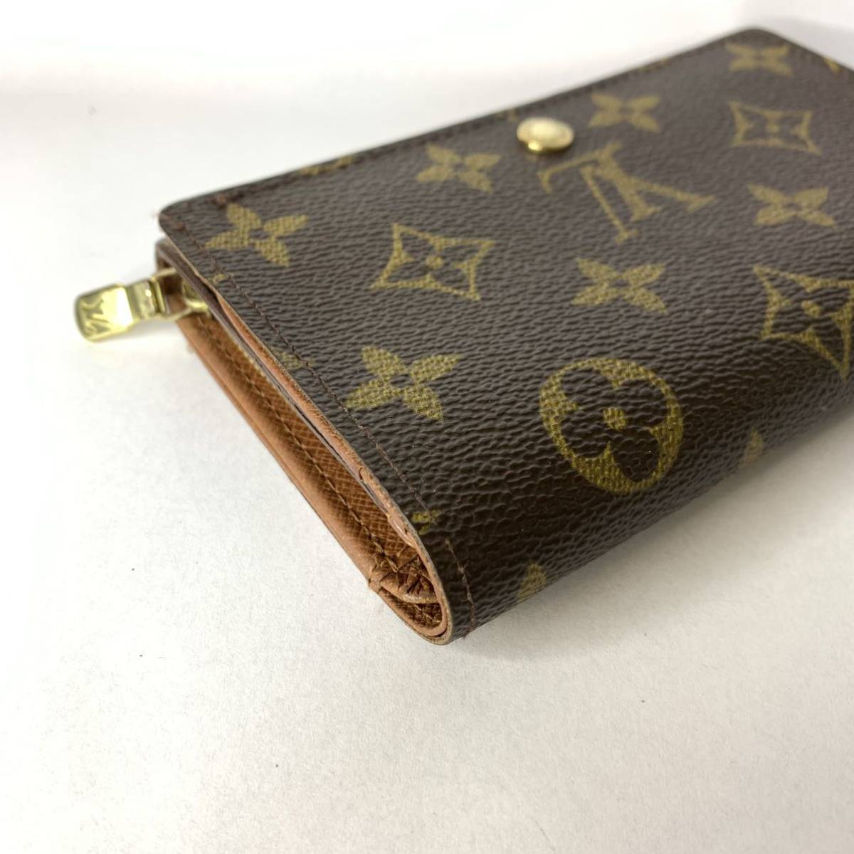 4 LOUIS VUITTON ルイヴィトン トレゾール モノグラム 二つ折り 財布