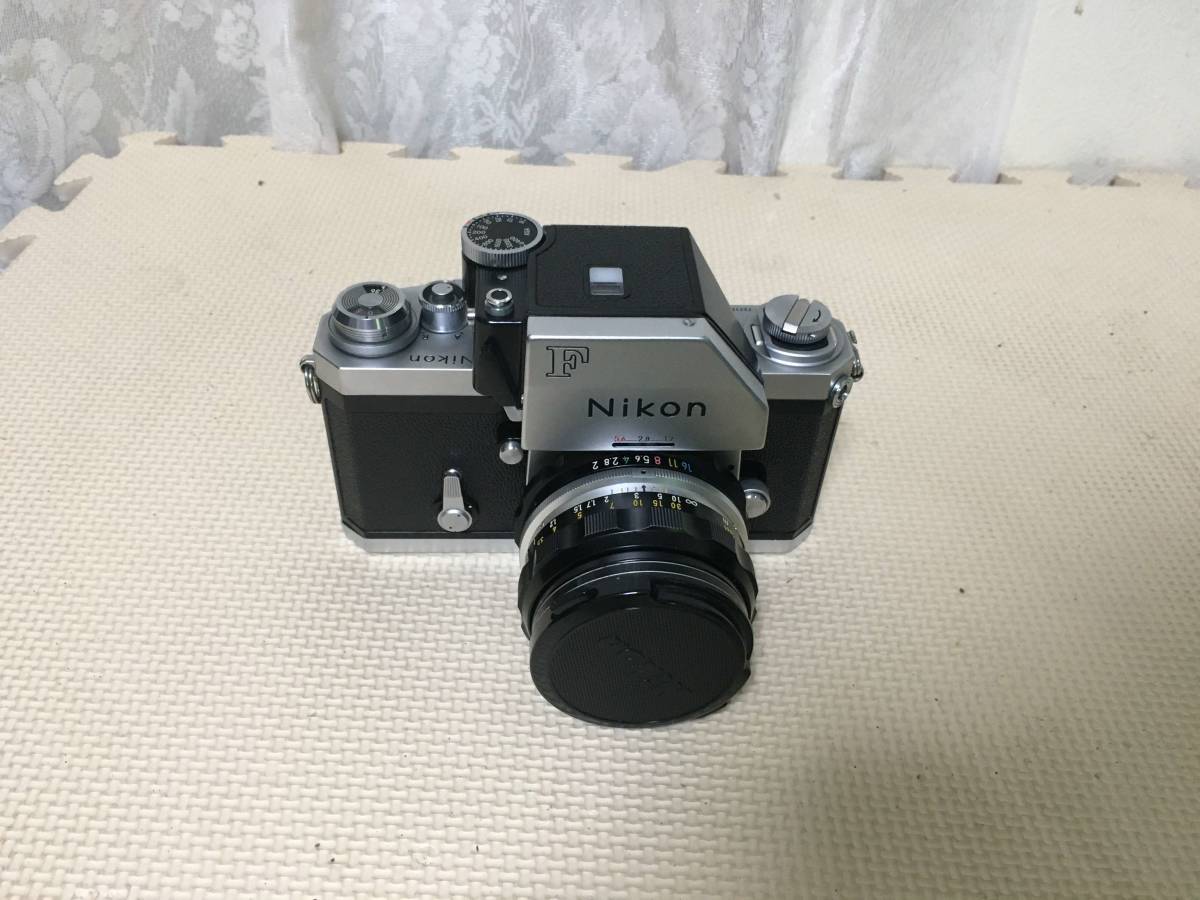 7623 Nikon ニコンF 一眼レフカメラ +レンズ　NIKKOR-H・C Auto 1:2 F＝50ｍｍ　全国送料無料_画像1