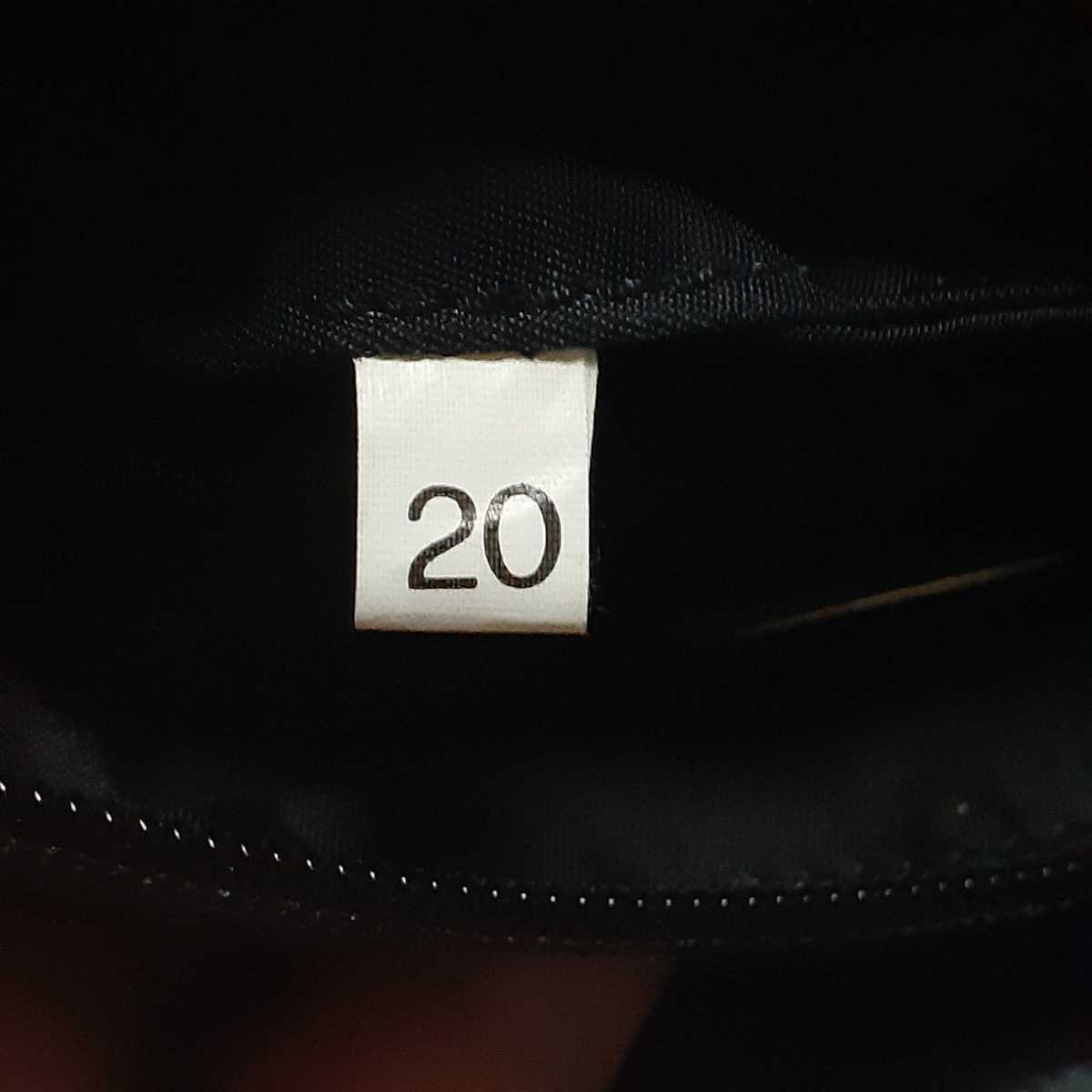 美品 PRADA プラダ ハンドバッグ ポーチ オシャレ かわいい 人気 美品 PRADA プラダ ハンドバッグ ポーチ オシャレ かわいい 人気