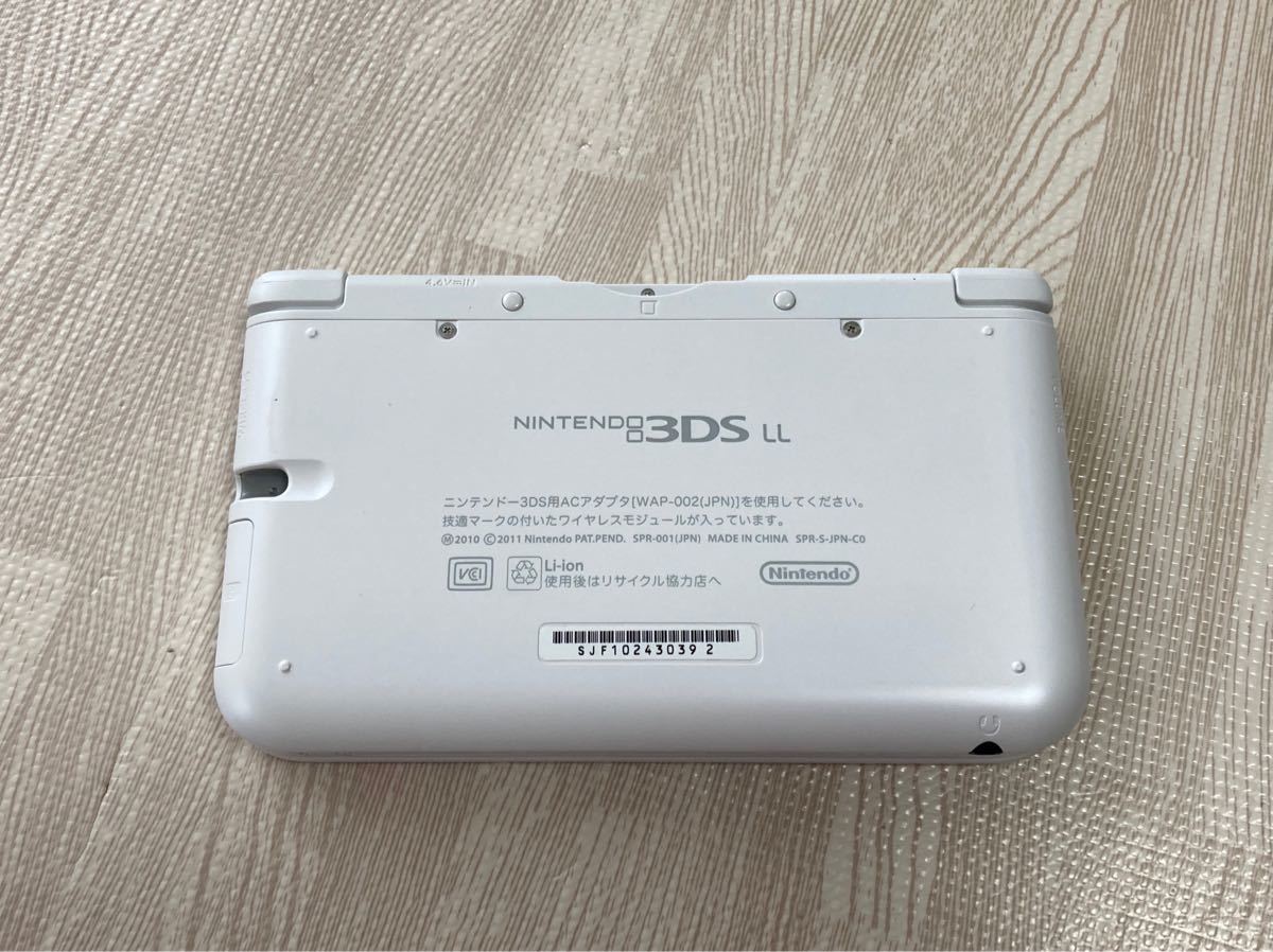 ニンテンドー3DSLL Nintendo 3DS LL 本体&充電器　超美品