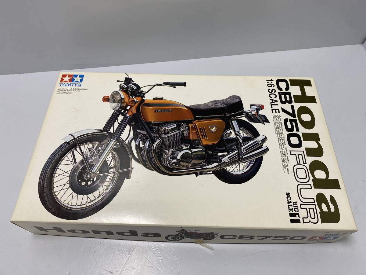 ☆ホンダドリーム CB750FOUR☆1969年生産型 CB750FOUR(K0) 1/6スケール