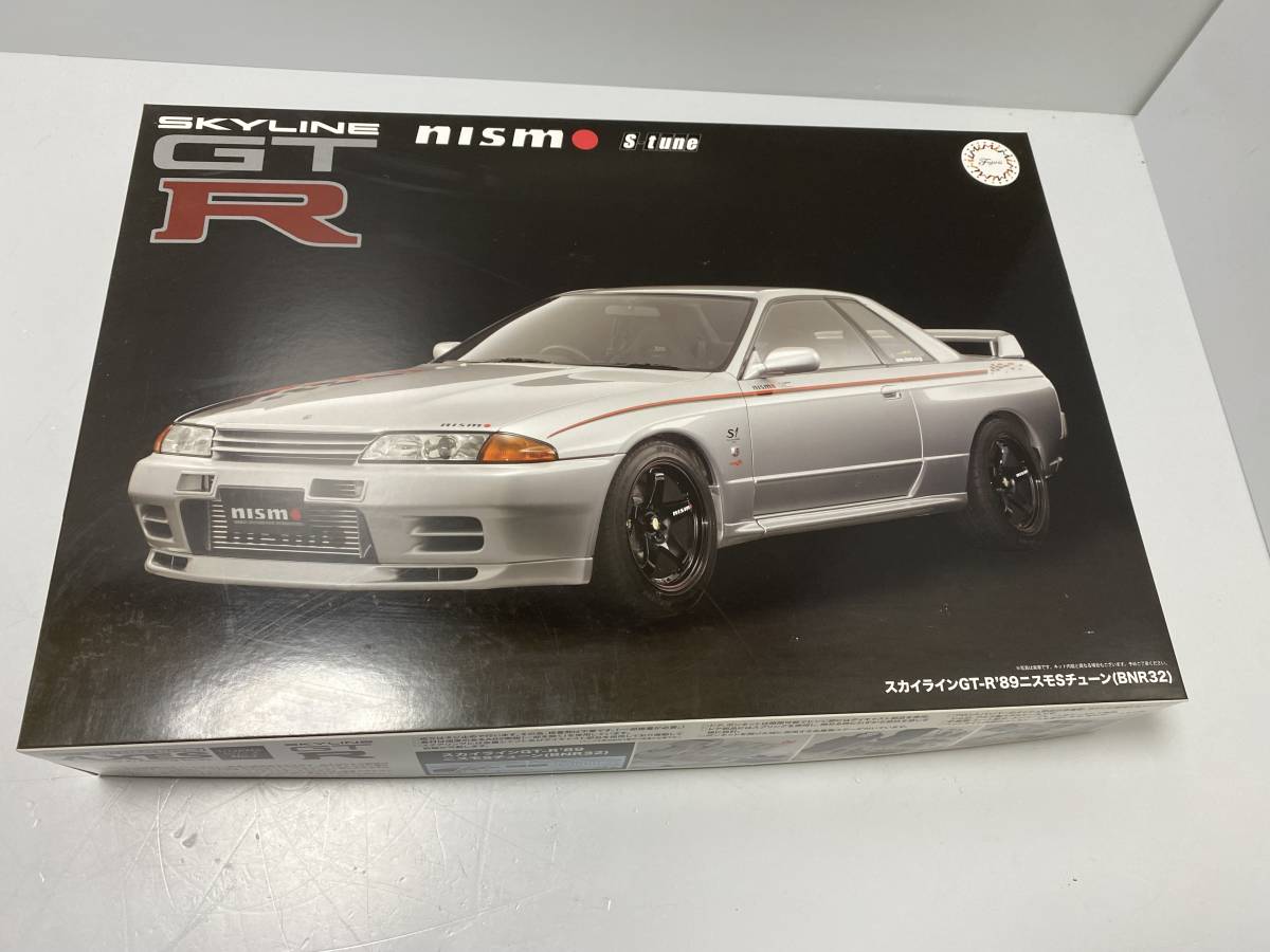 フジミ AXES スカイライン GT-R ニスモ Sチューン R32 1/12-