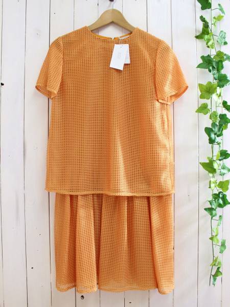 定価37,000円 新品*BODY DRESSING ボディドレッシング*ペチコート付き セットアップ ブラウス+ワンピース 38(M)