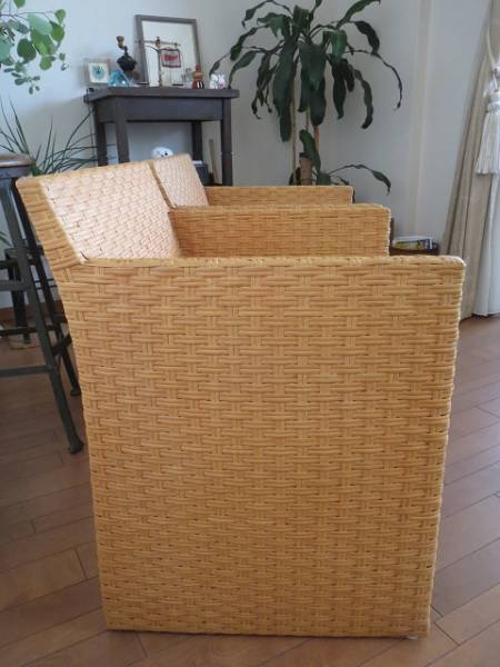 籐で丁寧かつ綺麗に編まれています