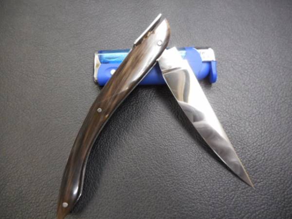 ナイフ 折り畳み ラギオール LAGUIOLE R 美しくモダンでスマート ナイフ 折り畳み ラギオール LAGUIOLE R 美しくモダンでスマート