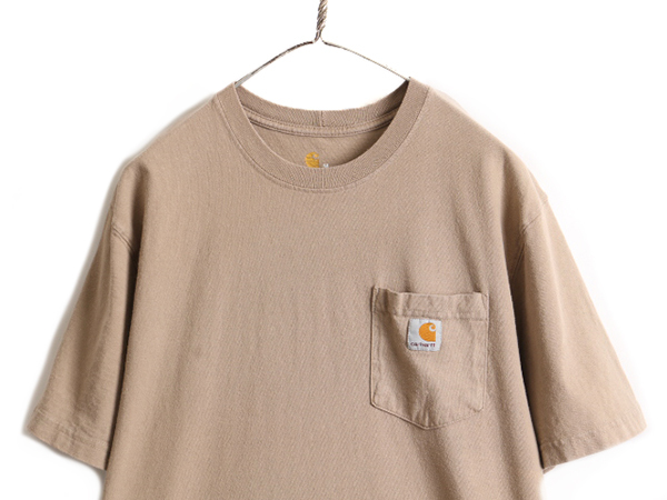 ■ カーハート ポケット付き 半袖 Tシャツ ( メンズ M ) 古着 ヘビーウェイト ヘビーオンス ポケT ロゴT CARHARTT ワンポイント ベージュ_画像2