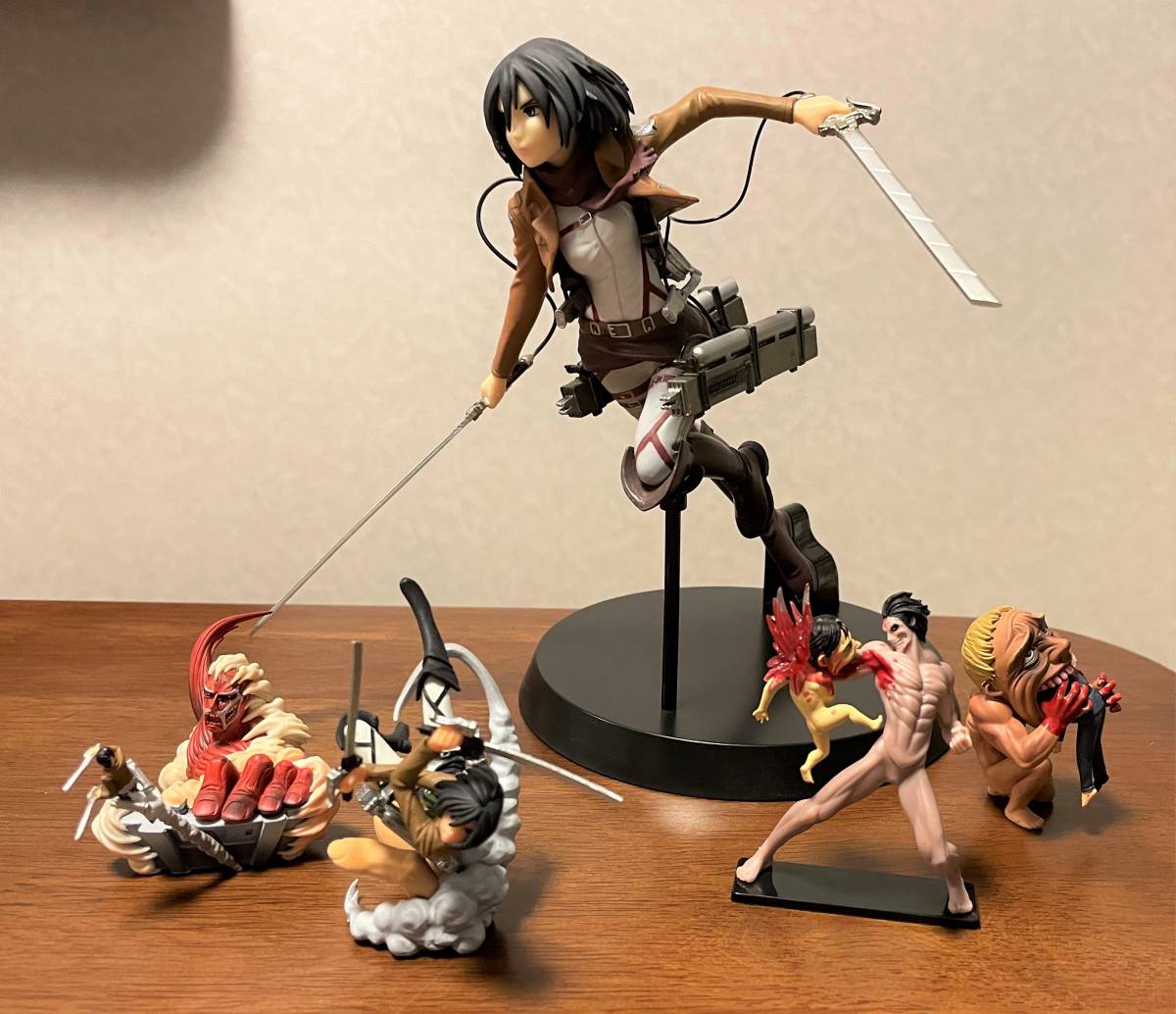 Yahoo!オークション - レア 進撃の巨人 海洋堂 フィギュア Yahoo!オークション - レア 進撃の巨人 海洋堂 フィギュア