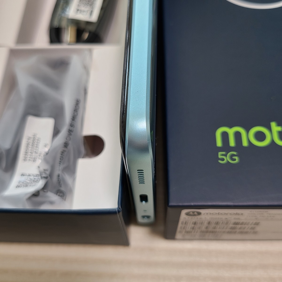 美品 motorola moto g50 5G テンダーグリーン 本体・SIMフリー 美品 motorola moto g50 5G テンダーグリーン 本体・SIMフリー