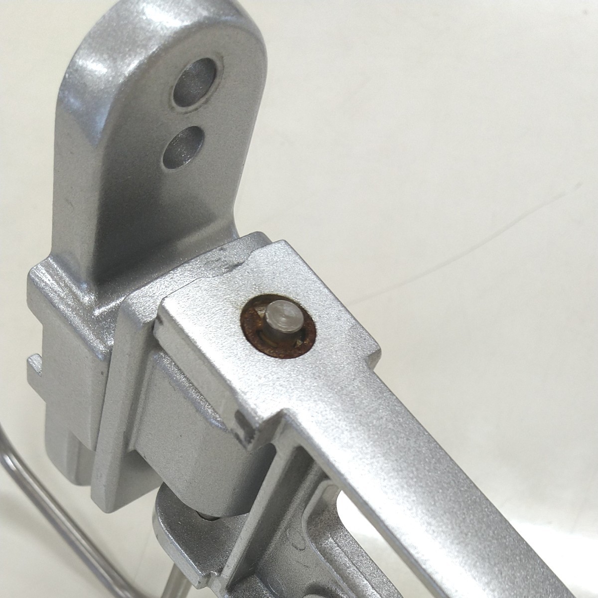 アイリスオーヤマ ベランダ用竿かけ BS-2|Yahoo!フリマ(旧 アイリスオーヤマ ベランダ用竿かけ BS-2|Yahoo!フリマ(旧
