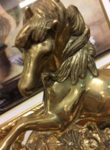 イタリア輸入ゴージャスゴールド色真鍮ホース馬の置物型置時計 イタリア輸入ゴージャスゴールド色真鍮ホース馬の置物型置時計