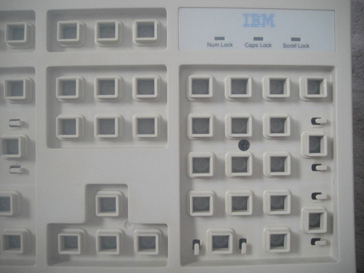 IBM モデル８９２０分解・洗浄済_画像5