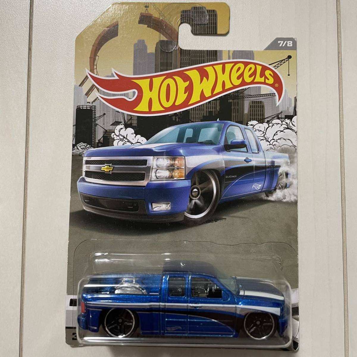 ★日本未発売★ Chevy Silverado 2016 Truck Series ホットウィール シボレー シェビー シルバラード トラックシリーズ アメ車 ミニカーの画像1