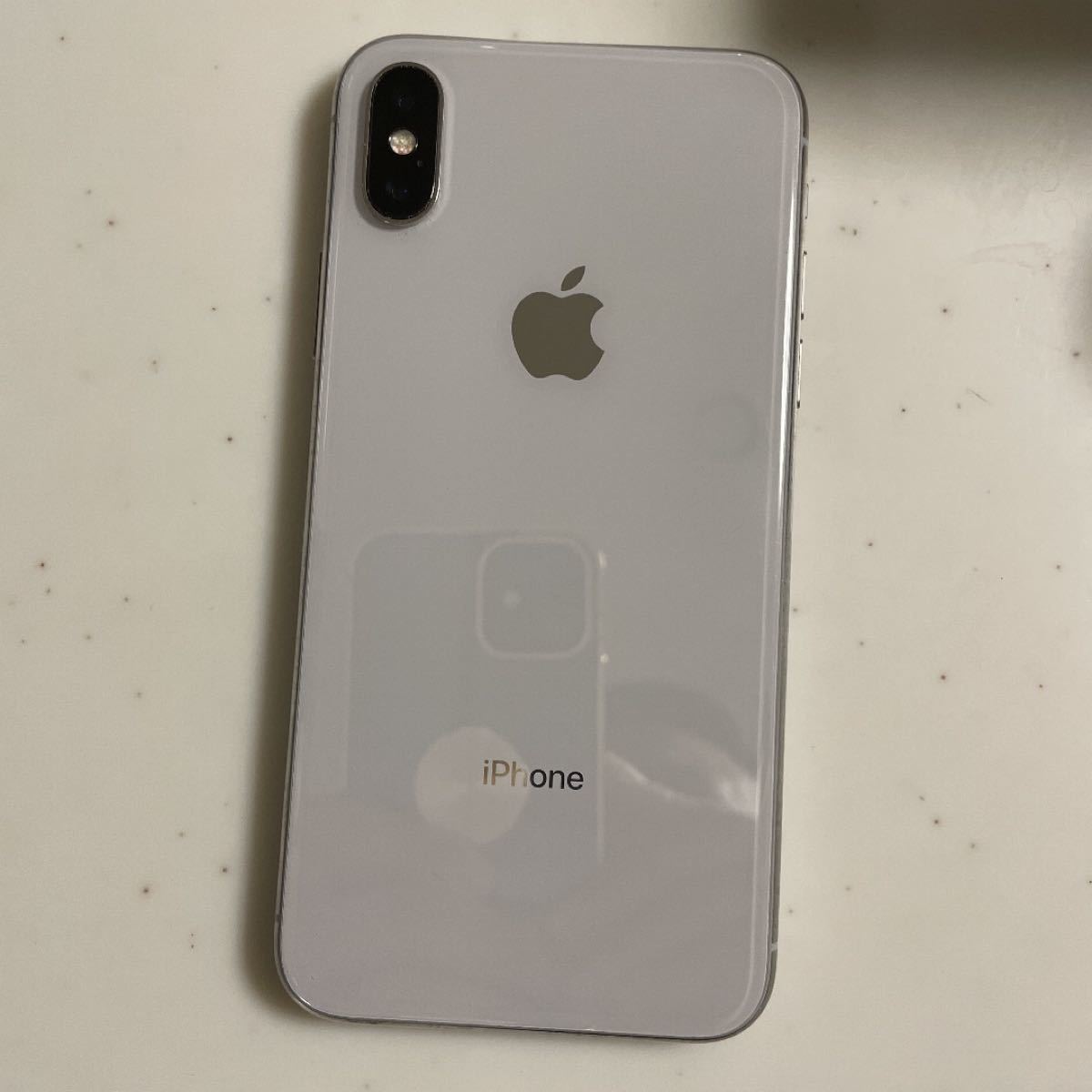 販売最安 Silver X iPhone 64 SIMフリー※ジャンク品/ケース付き GB スマートフォン本体