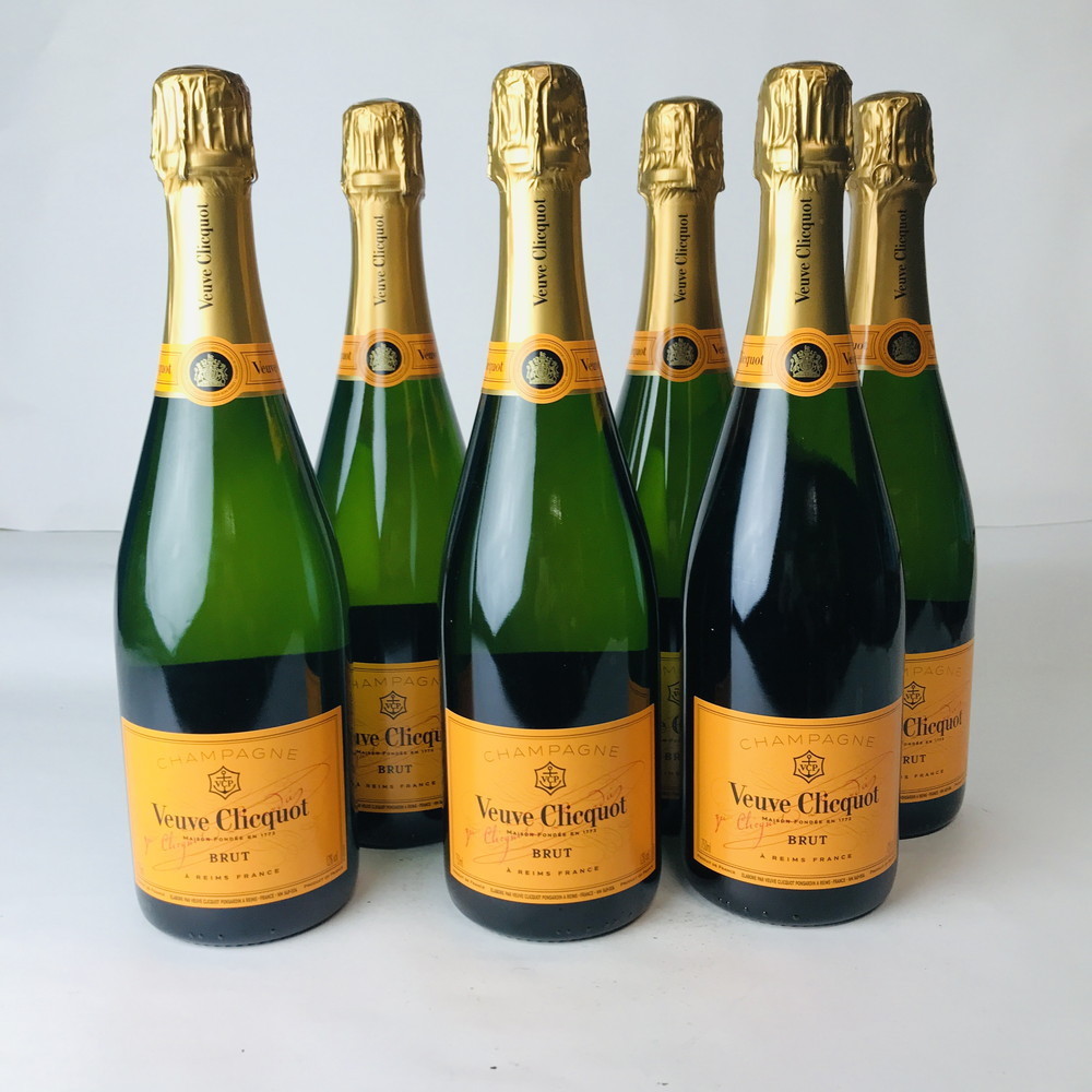 未使用品】 未開栓 ヴーヴクリコ Veuve Clicquot イエローラベル