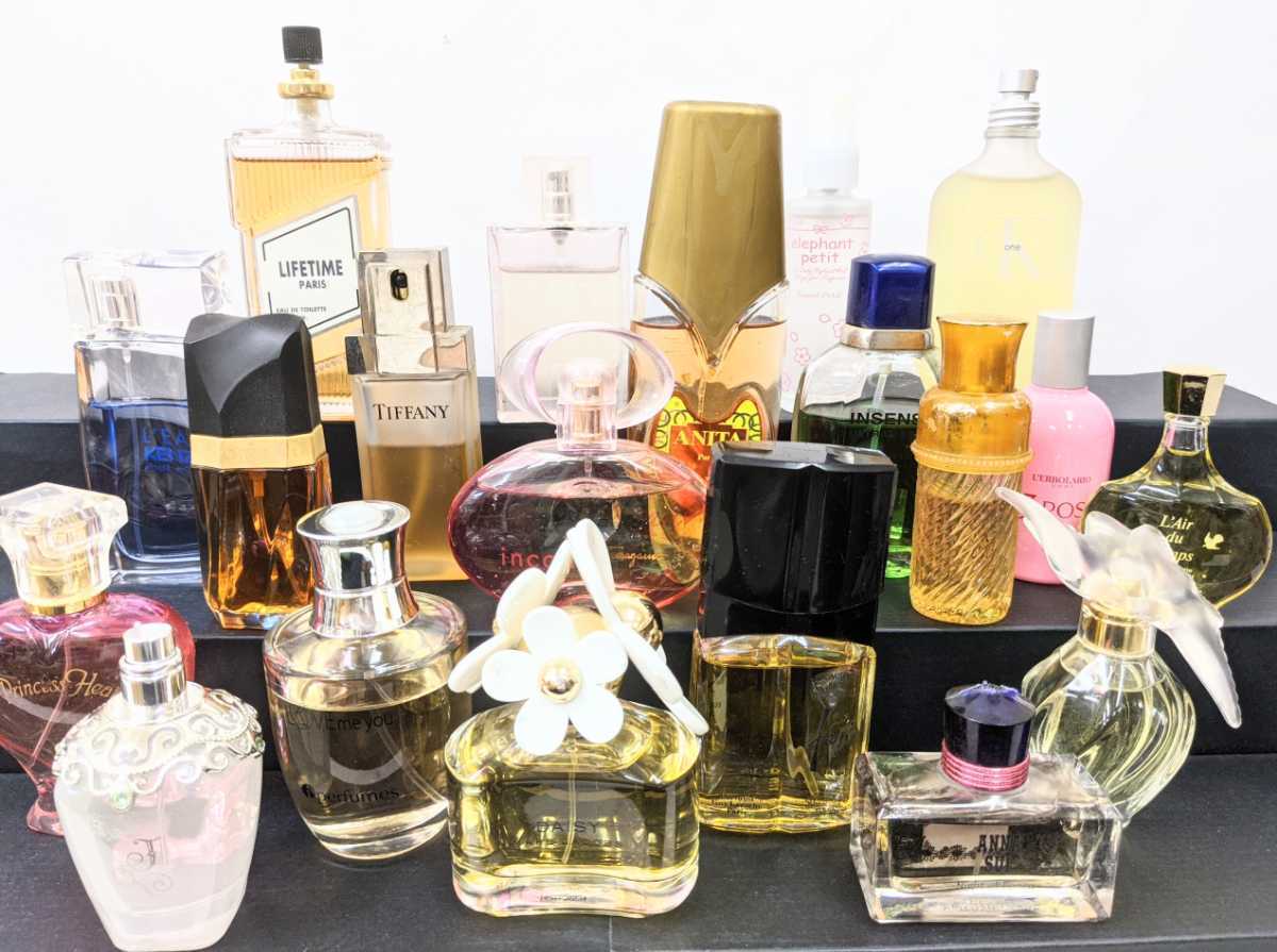 新品☆大容量 MARC JACOBS スプラッシュキュラソー 300ml - 通販