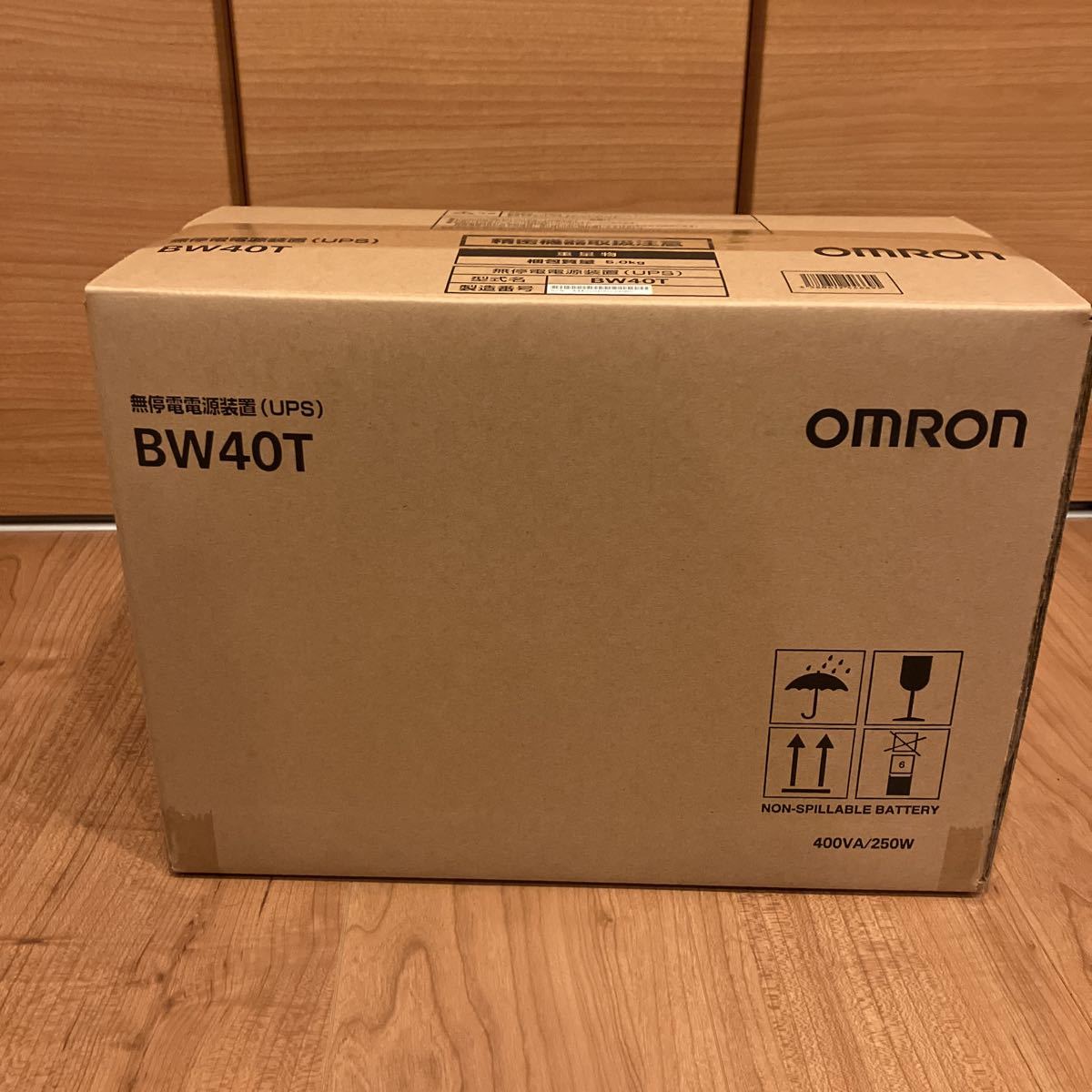 OMRON オムロン 無停電電源装置 400VA/250W BW40T(UPS
