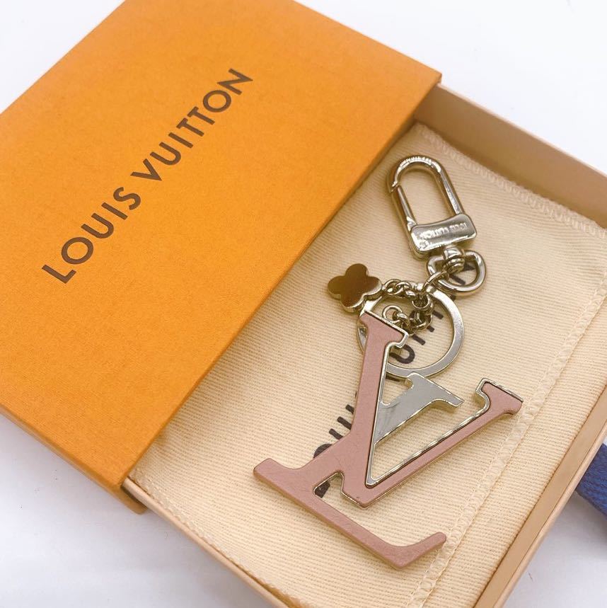 LOUIS VUITTON ルイ ヴィトン カプシーヌ キーホルダーメタル シルバー