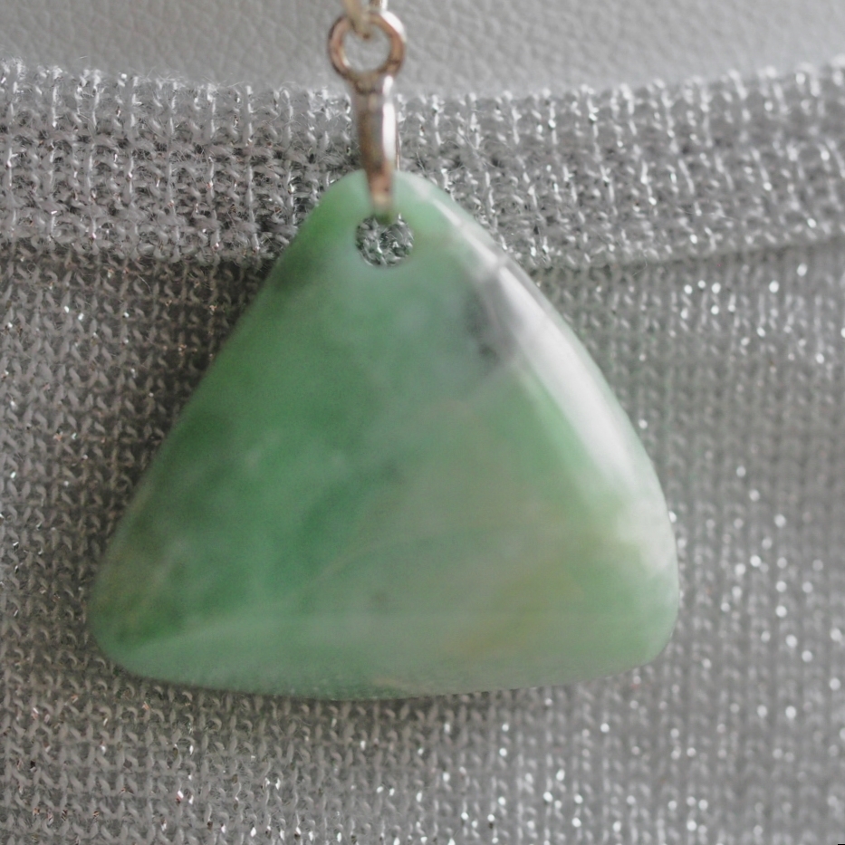  thread fish river ..SV pendant top necklace natural less processing jade 