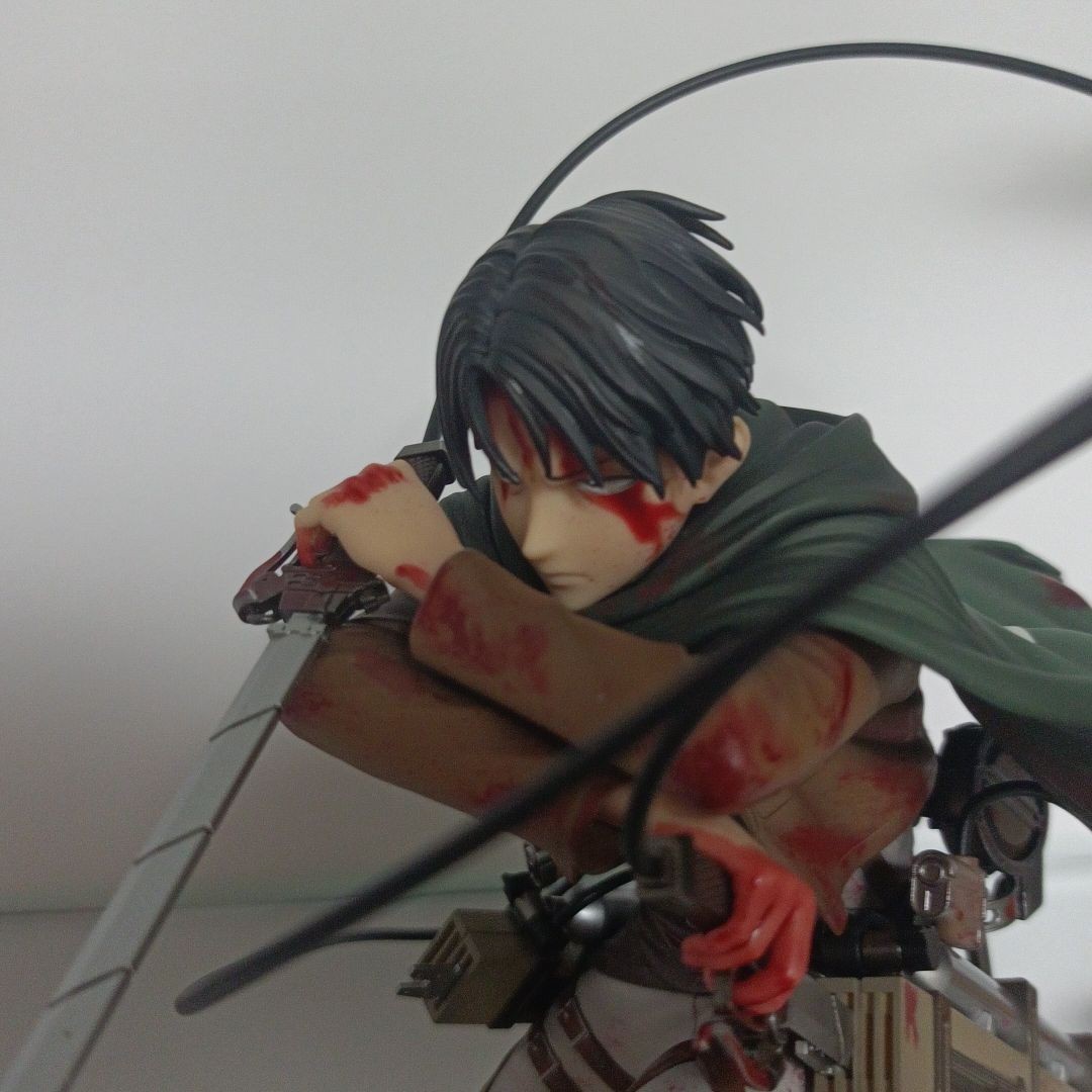 進撃の巨人 リヴァイ・アッカーマン フィギュア artfx j ver.fortitude