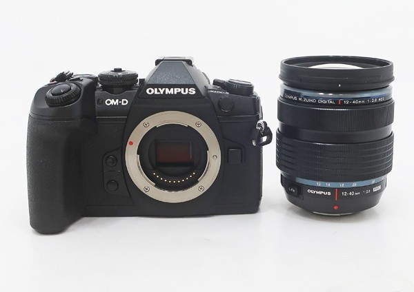 オリンパス OLYMPUS OM-D E-M5 MarkII 12-40mm レンズキット ブラック