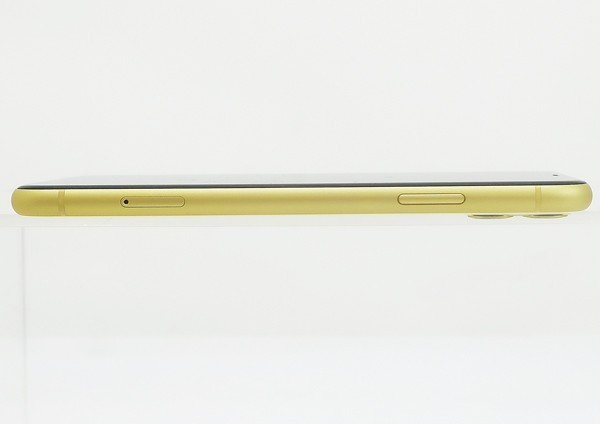 ◇【au/Apple】iPhone 11 128GB SIMロック解除済み MWM42J/A イエロー