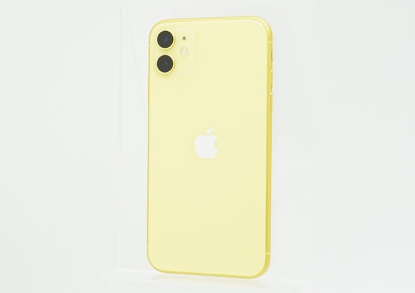 ◇美品【docomo/Apple】iPhone 11 64GB SIMロック解除済み MWLW2J/A スマートフォン イエロー 