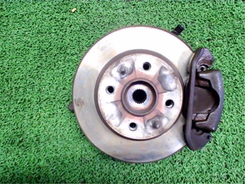  Fiat original Fiat 500 { 31212 } right front knuckle hub P21200-22000569