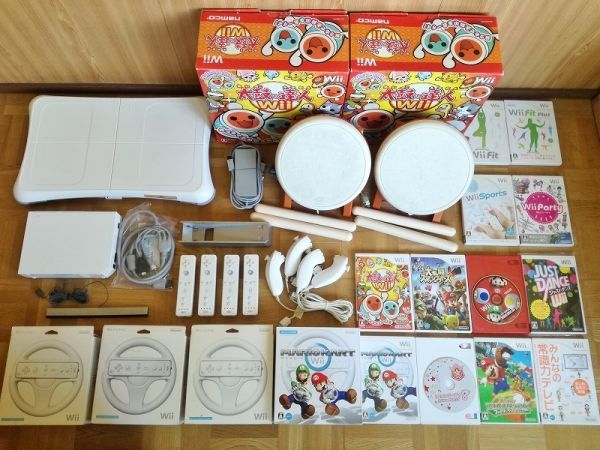 □送料無料 即決 Wii 本体一式 4人で遊べる豪華セット マリオ □送料無料 即決 Wii 本体一式 4人で遊べる豪華セット マリオ