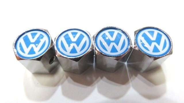 送料無料 VOLKSWAGEN　タイヤ バルブキャップ 4個 盗難防止機構付 クロームボディ　青ベース　VW　ワーゲン フォルクスワーゲン_画像1