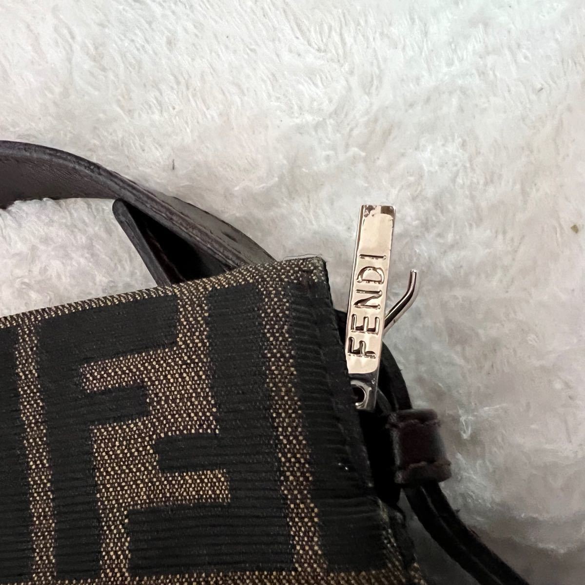 希少】FENDI フェンディ マンマバケット ズッカ柄 ショルダー 希少】FENDI フェンディ マンマバケット ズッカ柄 ショルダー