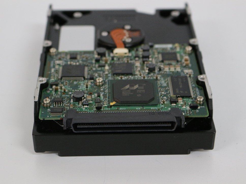 FUJITSU MAW3300NC ULTRA320 SCSI 10K RPM HDD 300GB 3.5 -inch 