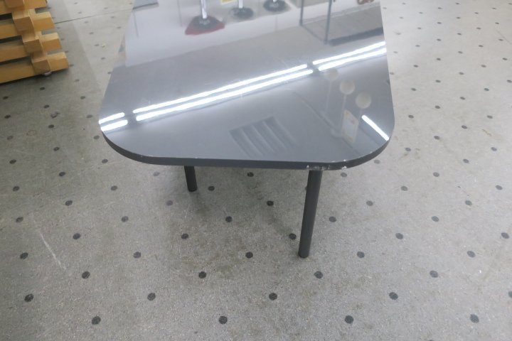 □ Pamouna パモウナ bellacontte ベラコンテ quartz center table