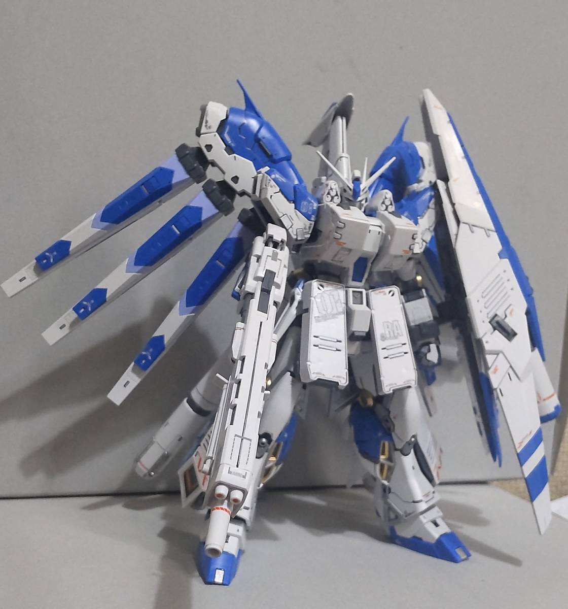 RG 1/144 Hi-νガンダム HWS 完成品 | hornnes.no