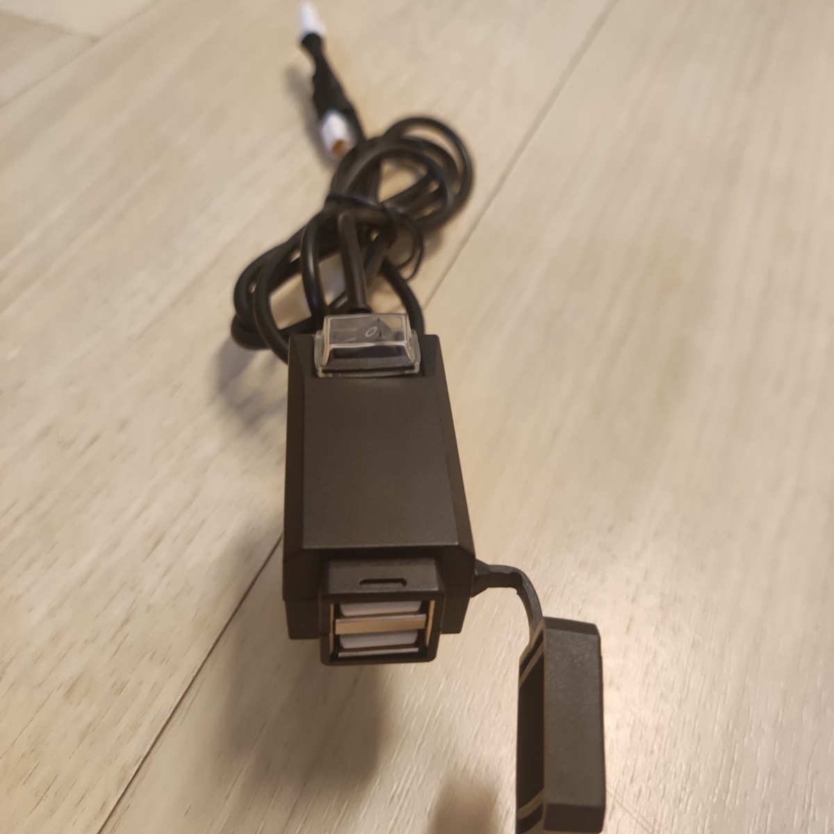ヤマハ ブリヂストン電動自転車用usb スマホ充電器 電源 ヤマハ ブリヂストン電動自転車用usb スマホ充電器 電源