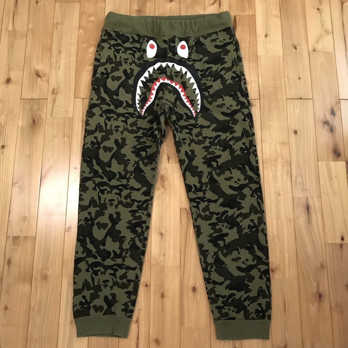 ★2XL★ desert camo shark sweat pants a bathing ape BAPE シャークスウェットパンツ エイプ ベイプ アベイシングエイプ 迷彩 XXL vp4_画像1