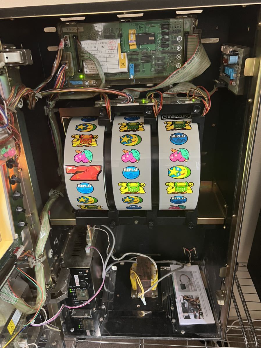パチスロ アラジンA4号機コイン不要機オートBET付 [リールLED パチスロ アラジンA4号機コイン不要機オートBET付 [リールLED
