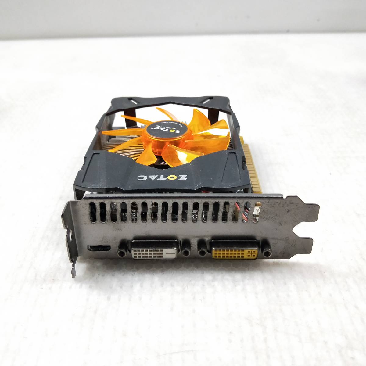 【中古パーツ】ZOTAC GTX650 1GB 128BIT DDR5 MiniHDMI/DVI グラフィックポード /ビデオカード PCI-E ■ZOTAC GTX650 _画像3